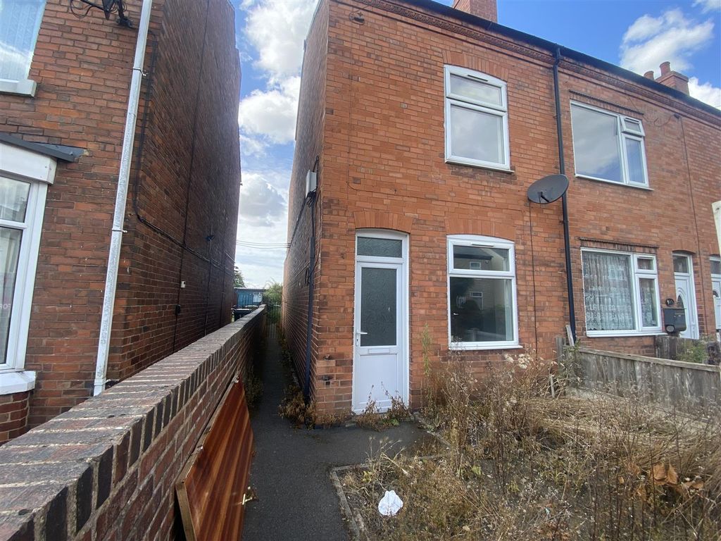 3 bed semidetached house for sale in Langwith Road, Shirebrook, Mansfield NG20, £120,000 Zoopla