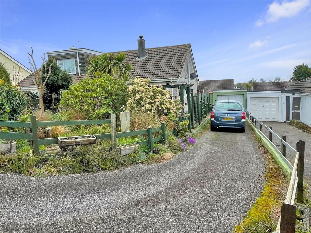 2 bed semidetached bungalow for sale in Newbridge Way, Truro TR1 Zoopla