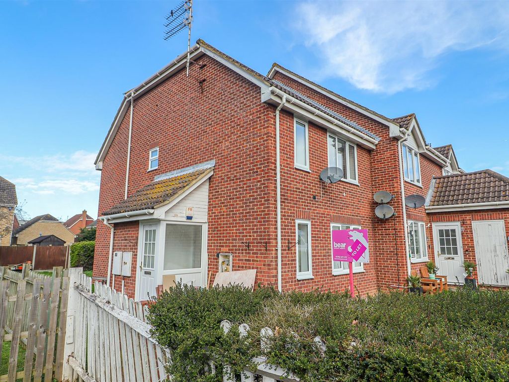 1 bed flat to rent in Datchet Drive, Shoeburyness, SouthendOnSea SS3