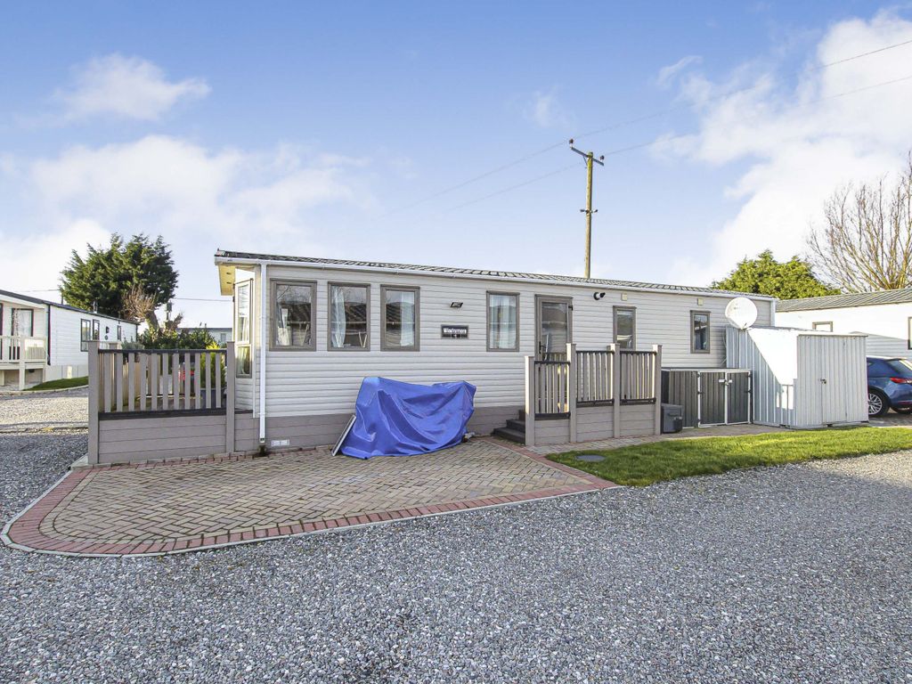 2 bed property for sale in New River Bank, Littleport, Ely