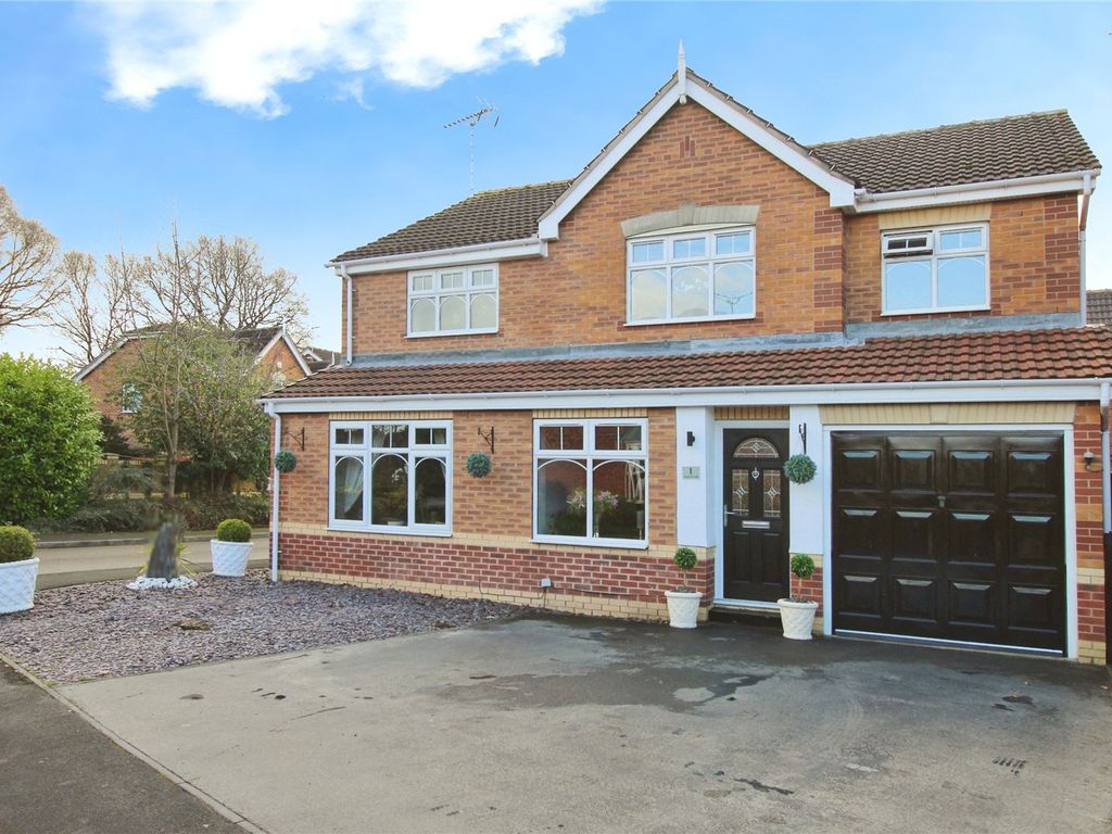 6 bed detached house for sale in Acer Croft, Armthorpe, Doncaster
