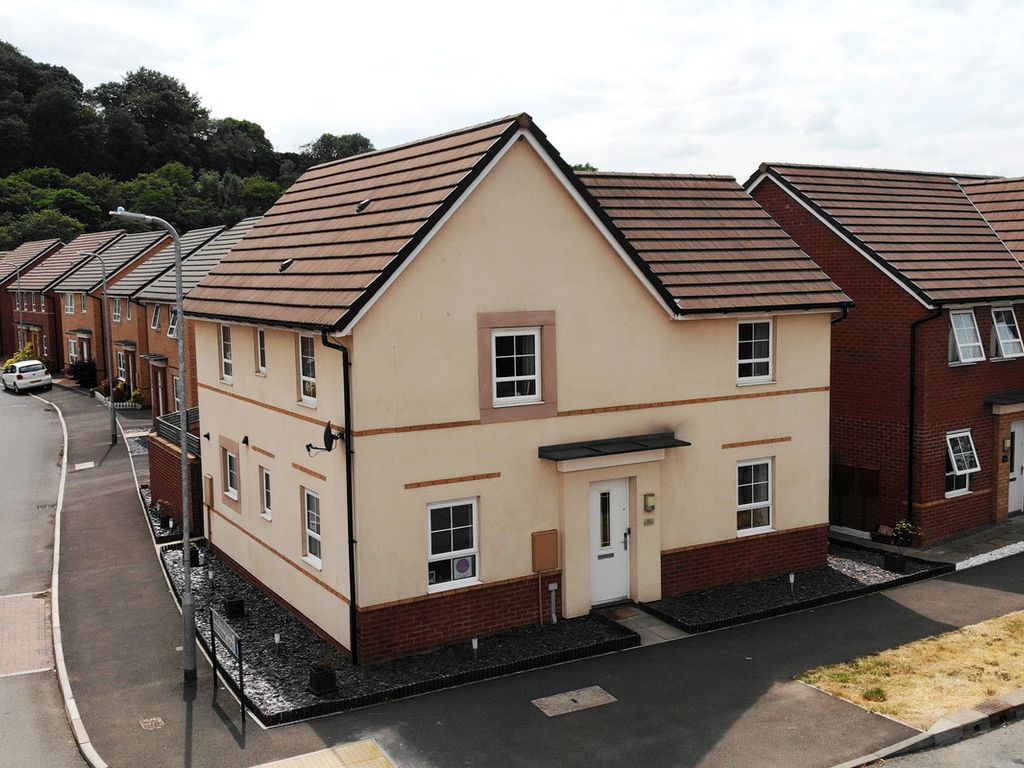 4 bed detached house for sale in Castle Way, Newport NP10 Zoopla