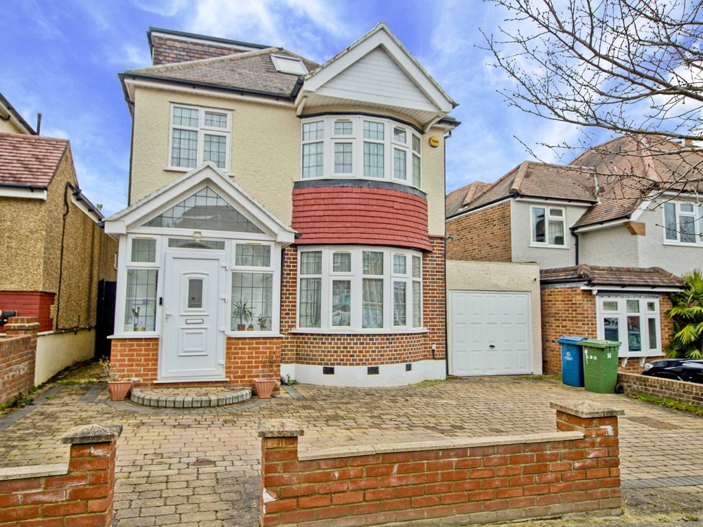4 bed detached house for sale in Mount Drive, Harrow HA2 Zoopla