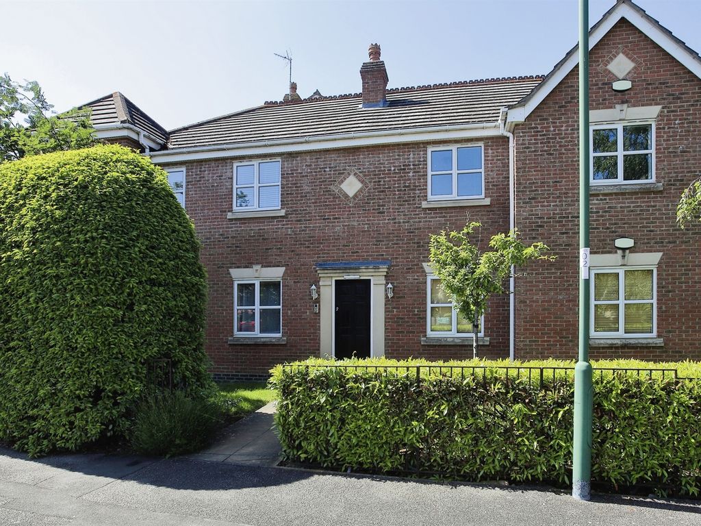 2 bed flat for sale in Old Bailey Road, Hampton Vale, Peterborough PE7