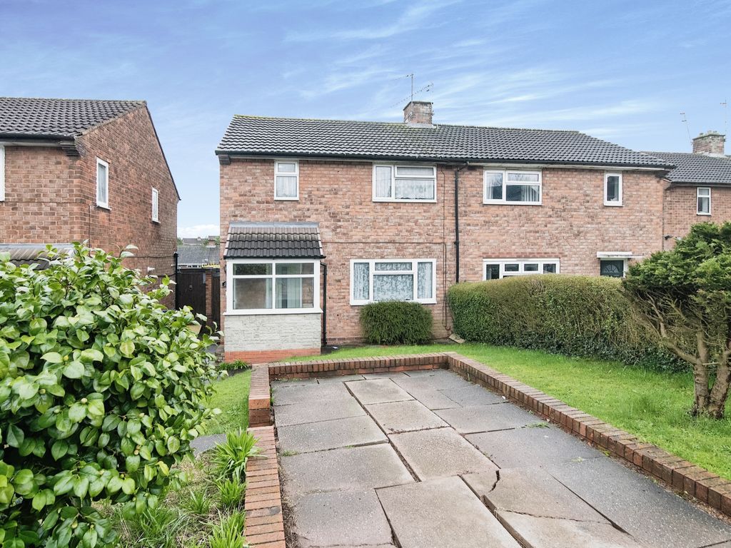 3 bed semidetached house for sale in Pitfields Rd, Oldbury B68 Zoopla