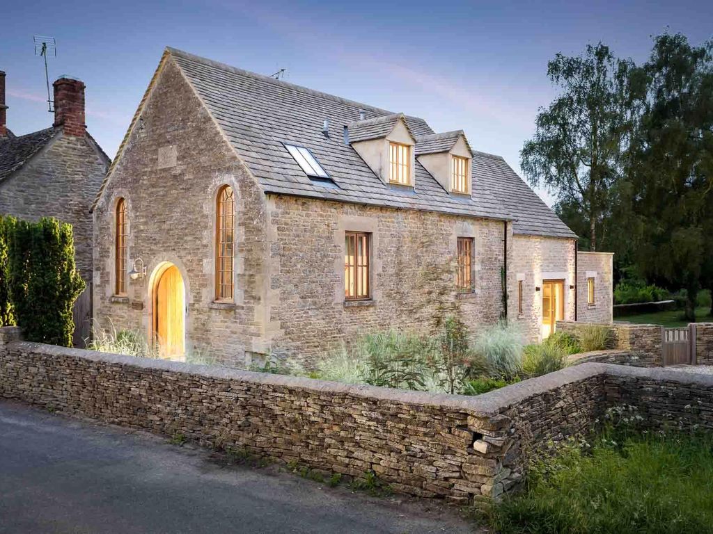 4 bed detached house for sale in Poulton, Cirencester, Gloucestershire