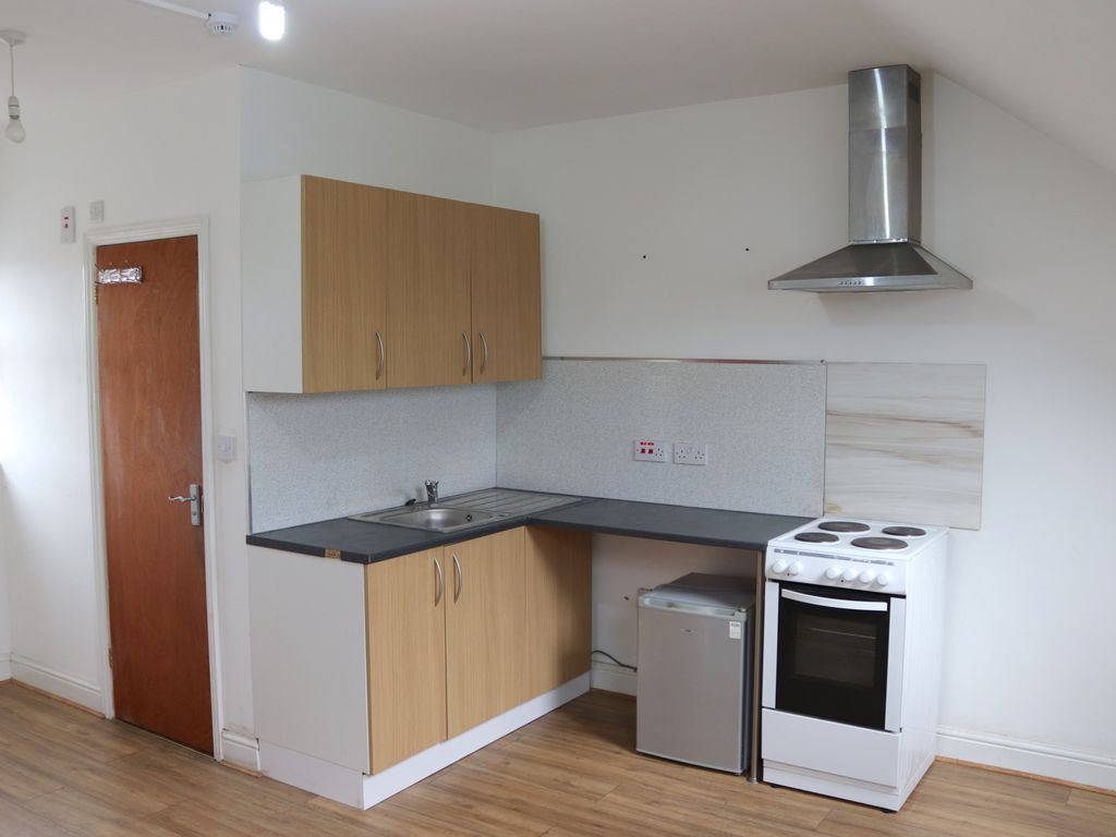 Studio to rent in Romford Road, London E12 Zoopla