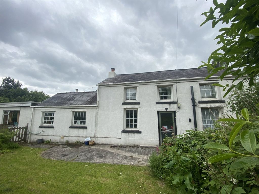 2 bed cottage for sale in Saron Road, Saron, Ammanford, Carmarthenshire SA18 Zoopla