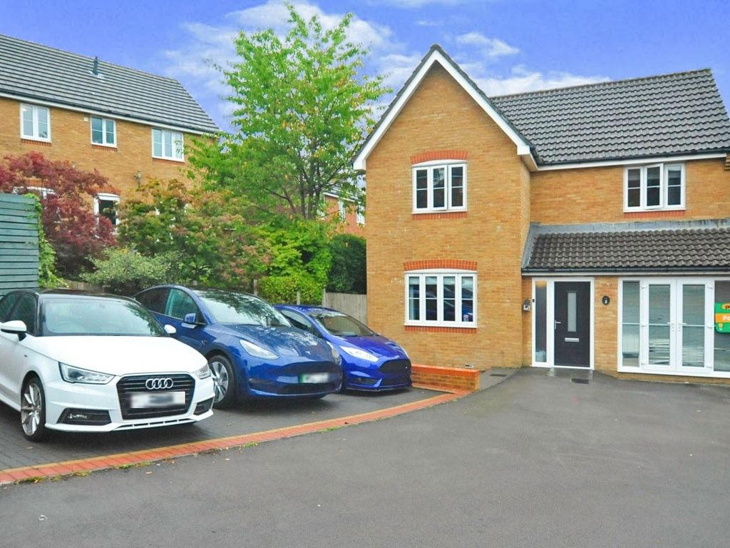 4 bed detached house for sale in Cedar Way, Tonyrefail, Porth CF39 Zoopla