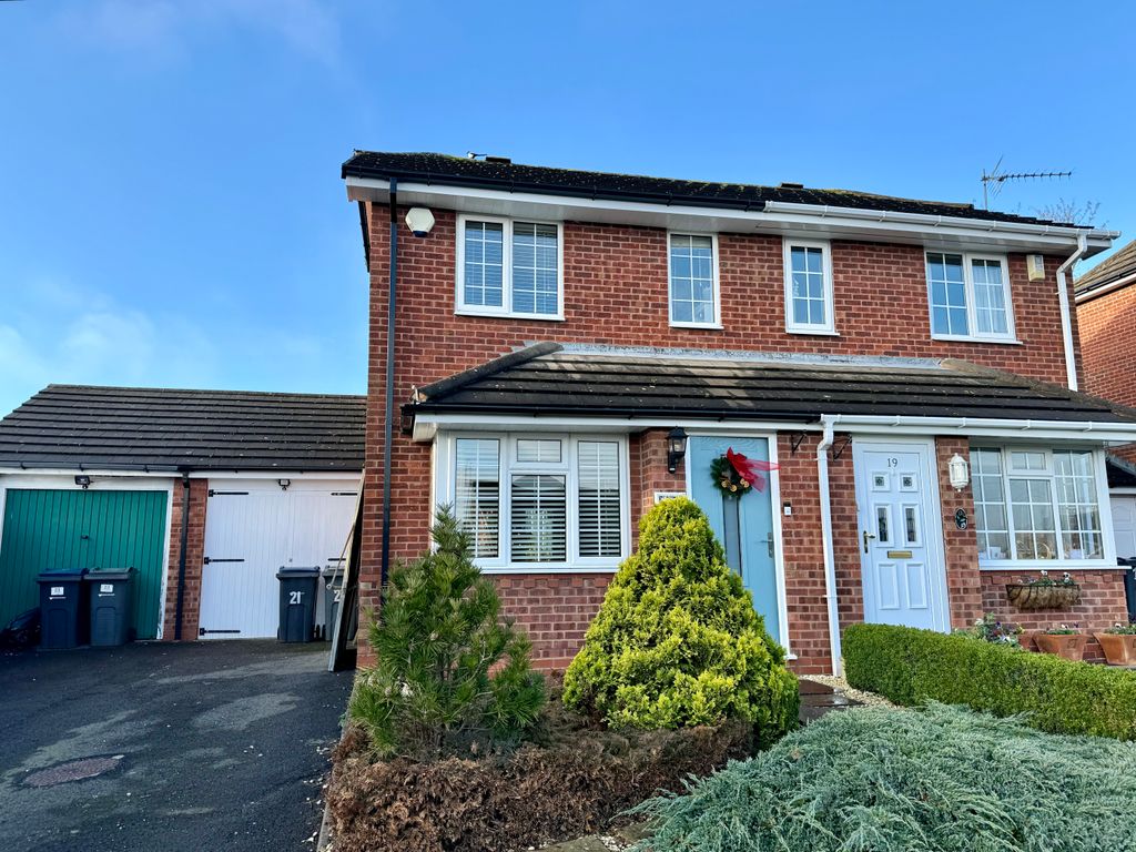 2 bed semidetached house for sale in Lancaster Close, Bournville