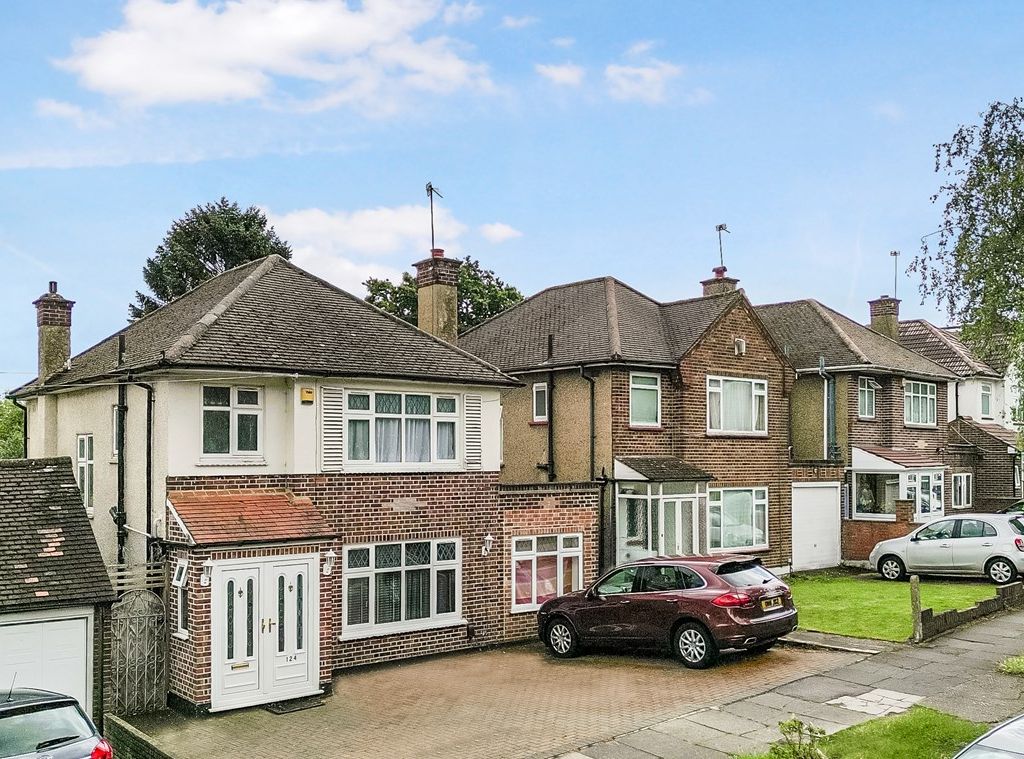 4 bed detached house for sale in Shaftesbury Avenue, Kenton, Harrow HA3