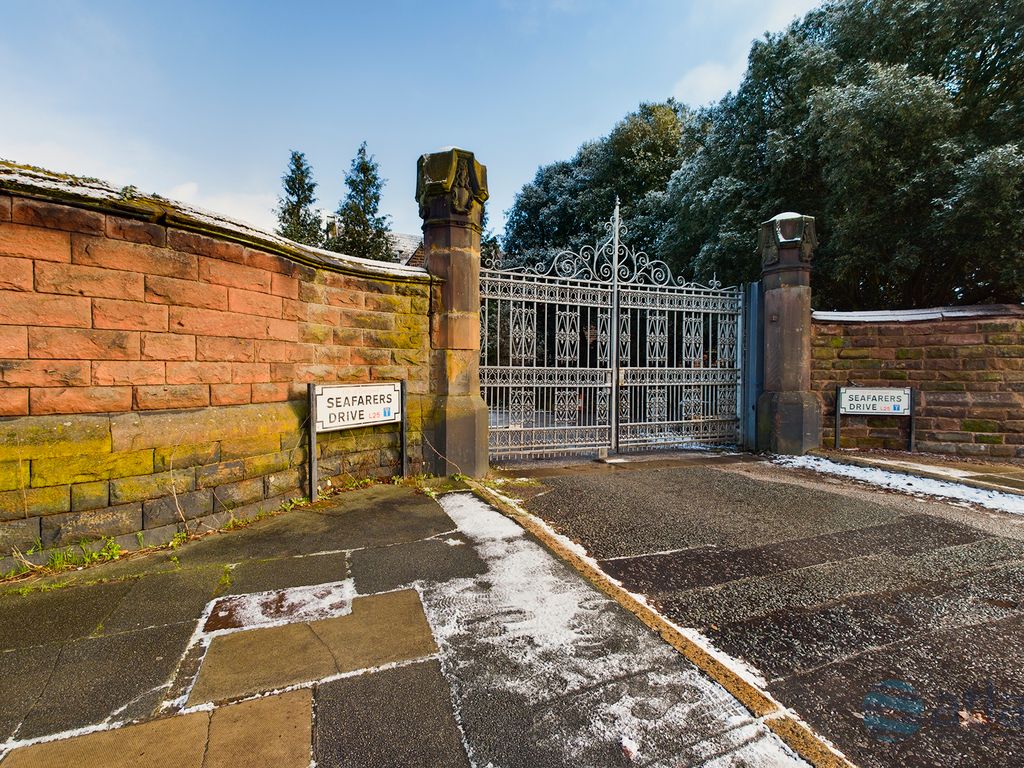 3 bed flat to rent in Seafarers Drive, Woolton L25, £1,800 pcm Zoopla