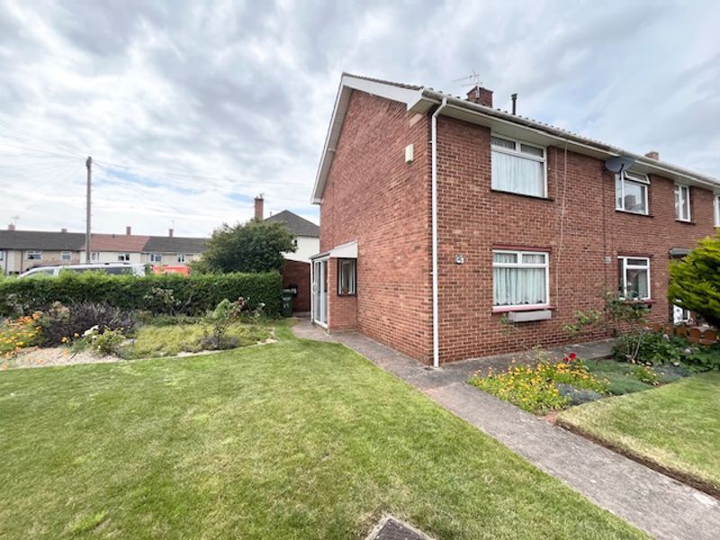 2 bed terraced house for sale in Marygold Leaze, Longwell Green