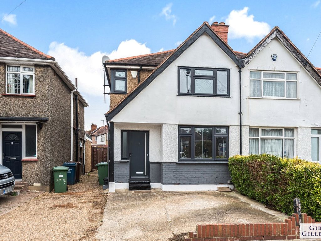 3 bed semidetached house for sale in Welbeck Road, Harrow, Middlesex