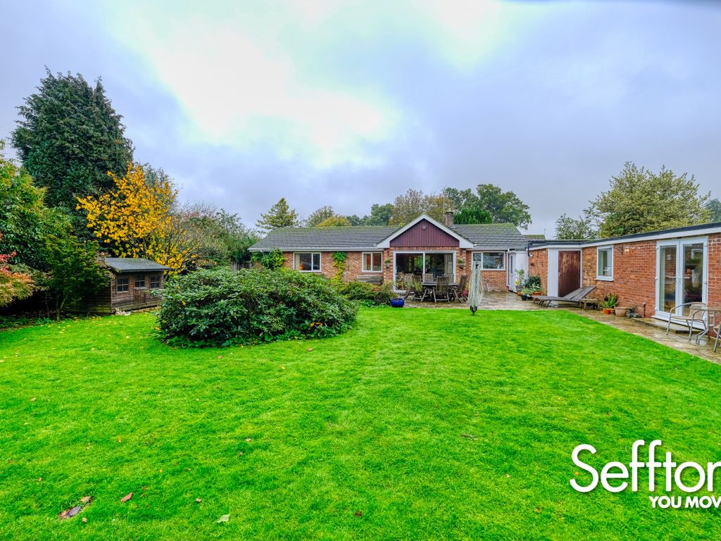 4 bed detached bungalow for sale in Charles Close, Wroxham, Norfolk