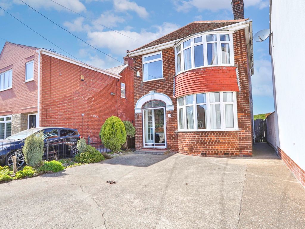 3 bed detached house for sale in Sproatley Road, Preston, Hull HU12