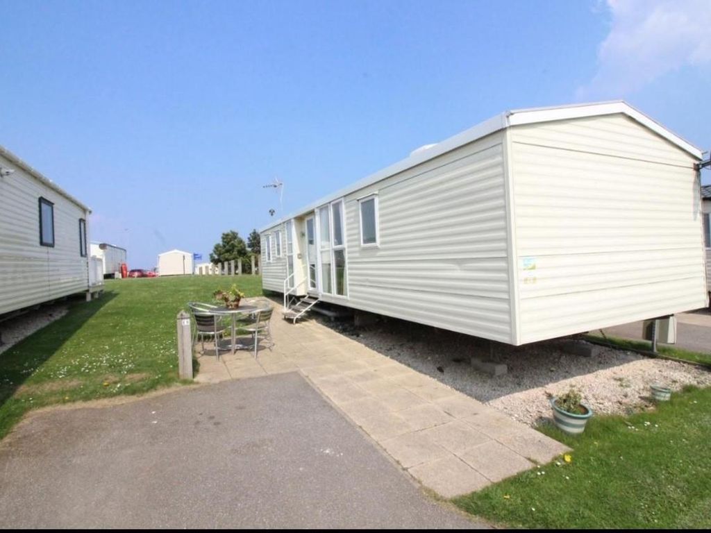 3 bed property for sale in Oakwood, Reighton Sands, Filey YO14, £10,500