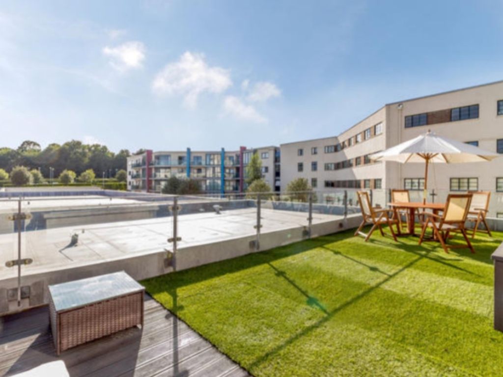 1 bed flat for sale in Apartment 102 Courtlands, Hayes Road, Sully