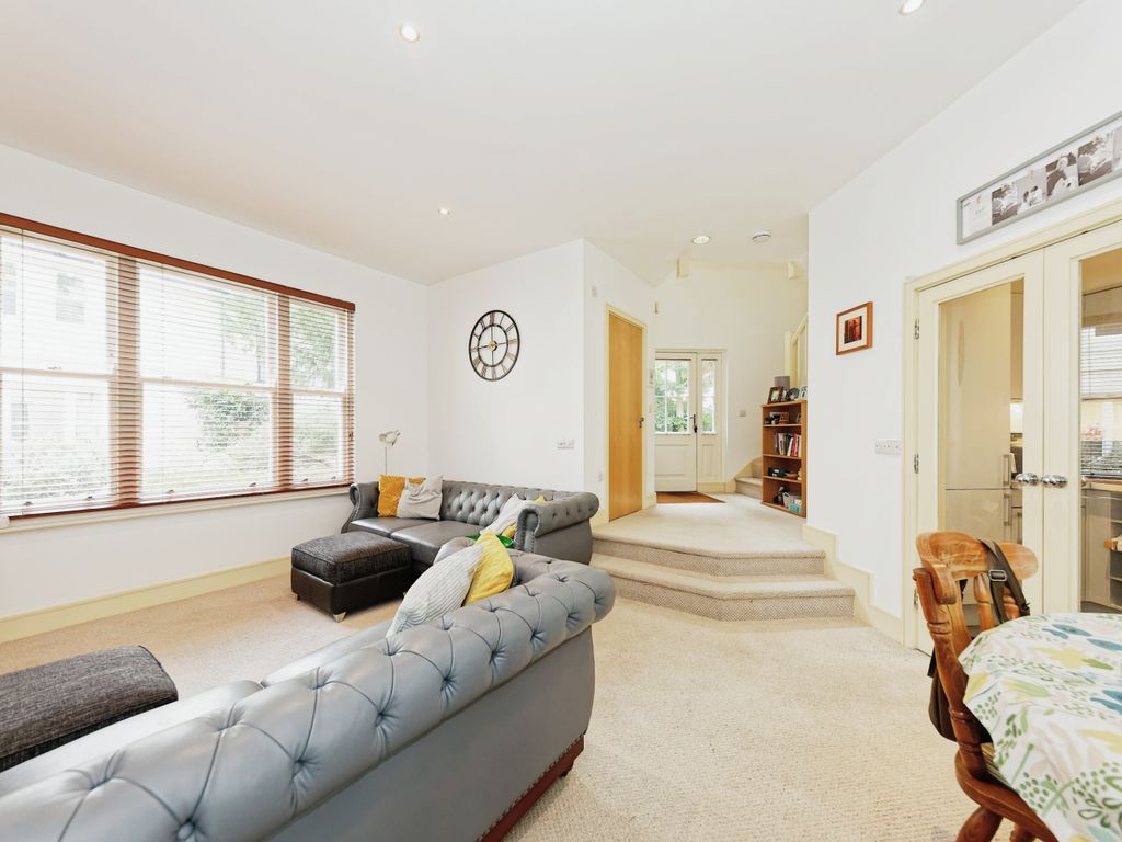 2 bed flat for sale in The Pines, Puckle Lane, Canterbury, Kent CT1, £