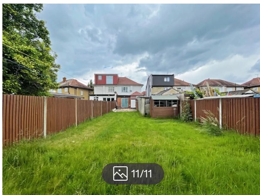 3 bed semidetached house for sale in Kingshill Avenue, Northolt UB5, £