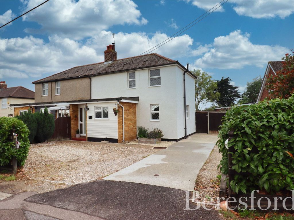 3 bed semidetached house for sale in Langford Road, Langford CM9, £