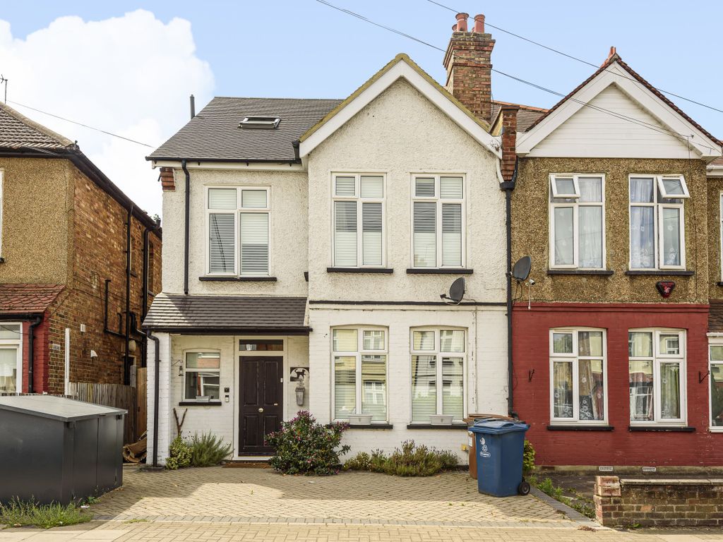 6 bed semidetached house for sale in Hamilton Road, Harrow, Middlesex