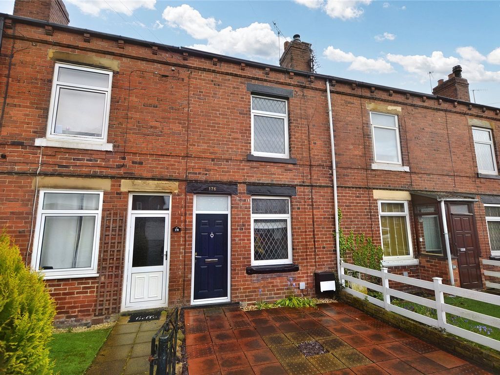 3 bed terraced house for sale in Lower Mickletown, Methley, Leeds, West Yorkshire LS26 Zoopla