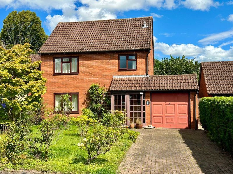 3 bed detached house for sale in Auckland Close, Hereford HR1, £295,000