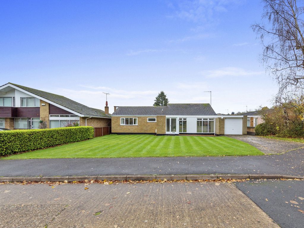4 bed detached bungalow for sale in Kingswood Place, Corby NN18 Zoopla