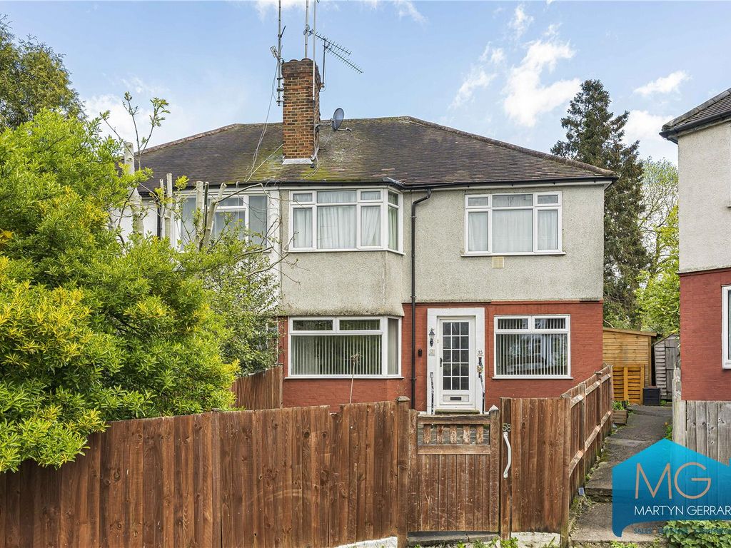 2 bed flat for sale in Eversleigh Road, London N3, £250,000 Zoopla