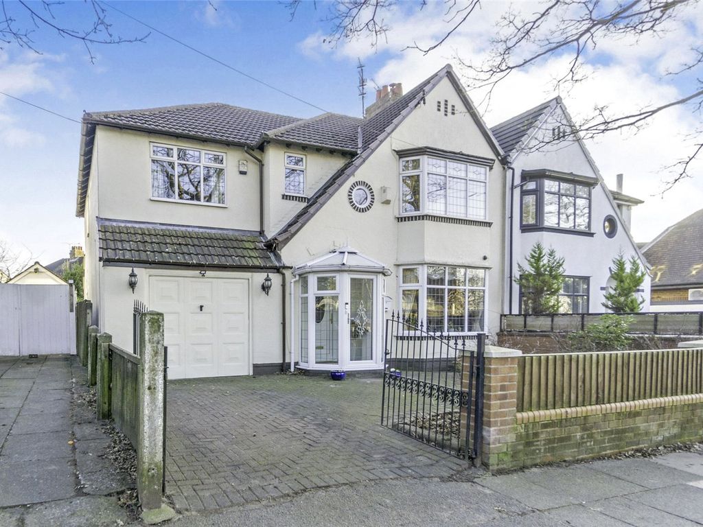 5 bed semidetached house for sale in Childwall Valley Road, Liverpool