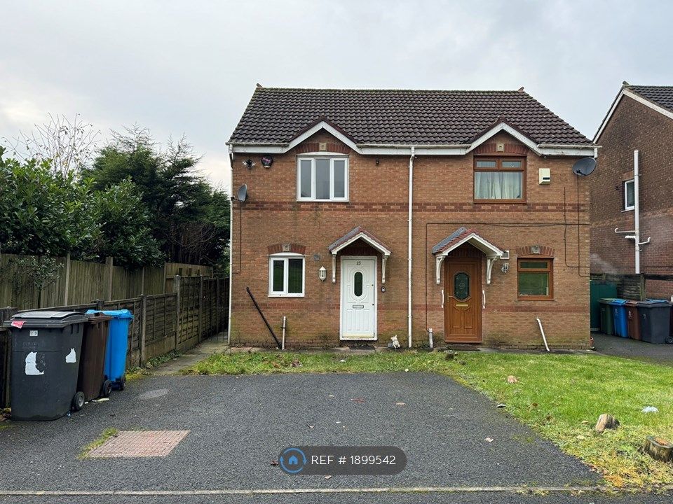 2 bed semidetached house to rent in Pearly Bank, Oldham OL1, £895 pcm Zoopla