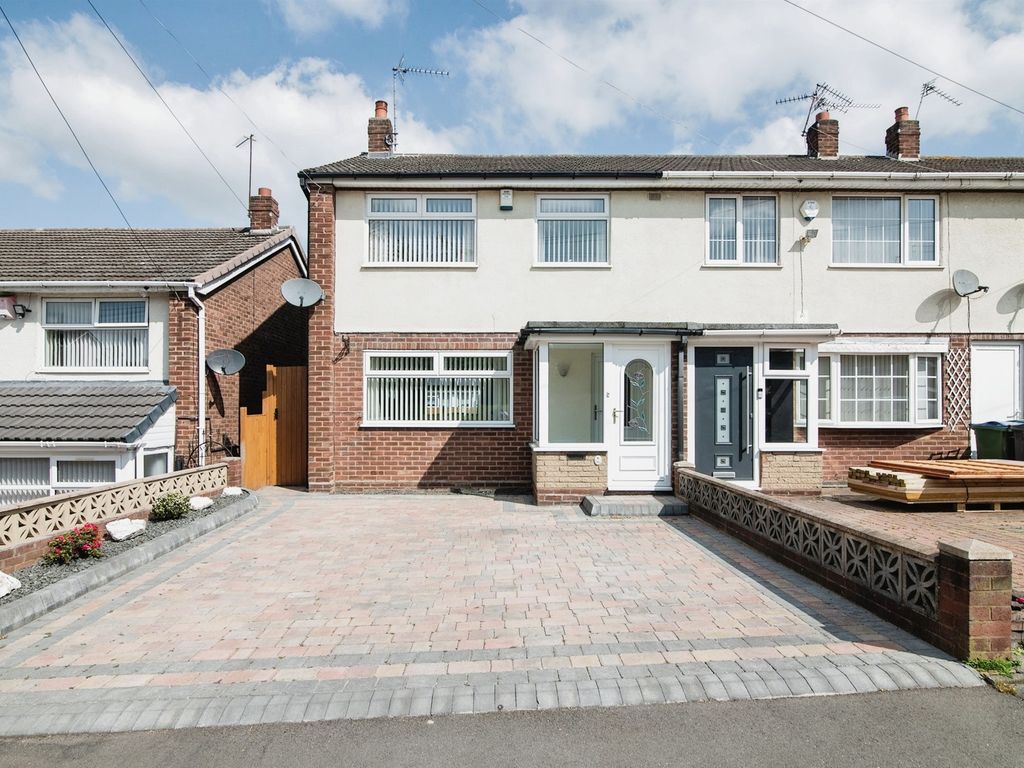 3 bed end terrace house for sale in Ardav Road, West Bromwich B70, £