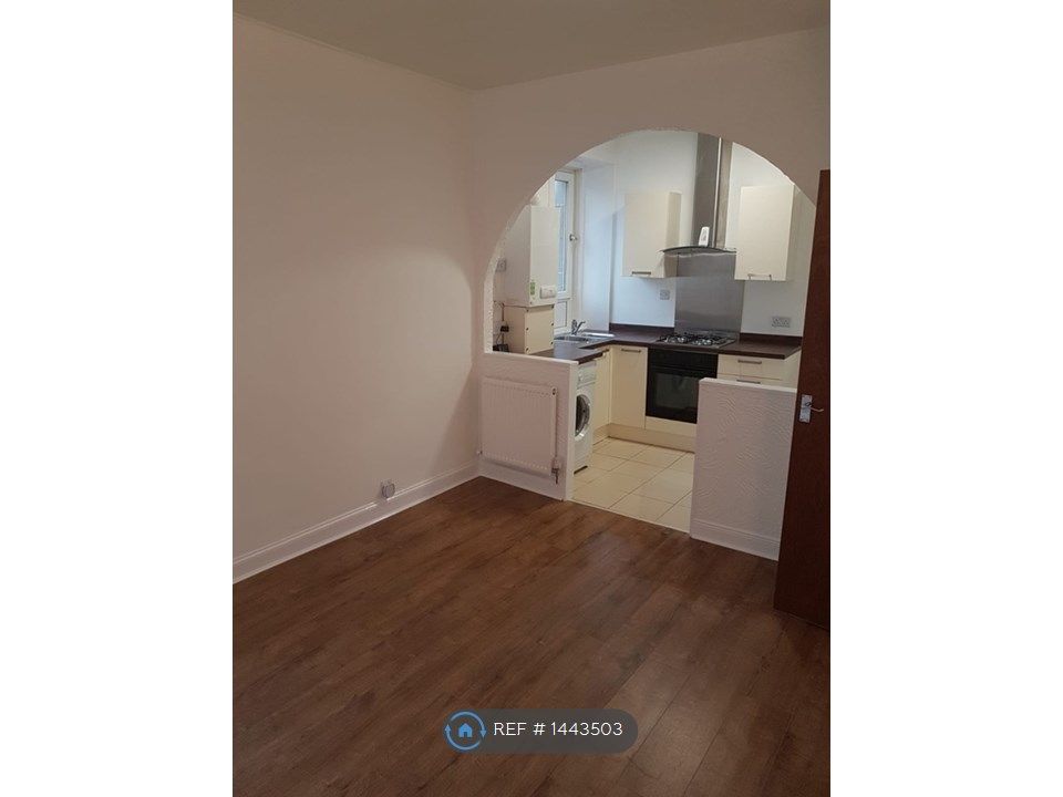 1 bed flat to rent in Gertrude Place, Barrhead, Glasgow G78 Zoopla