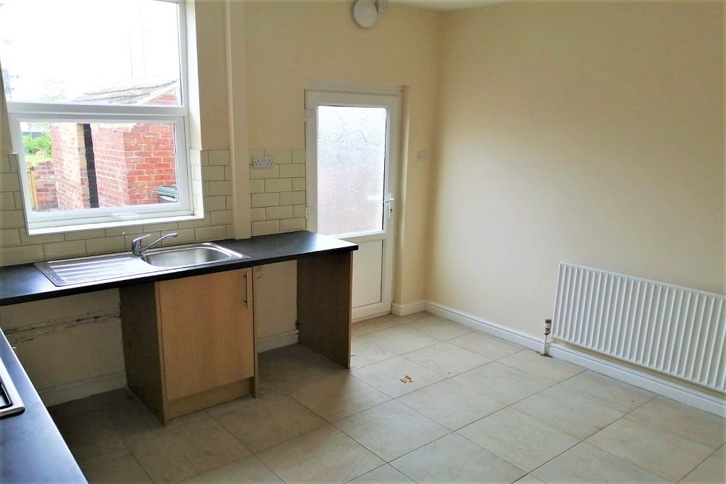 2 bed terraced house to rent in 37 Dodsworth Street, Mexborough S64