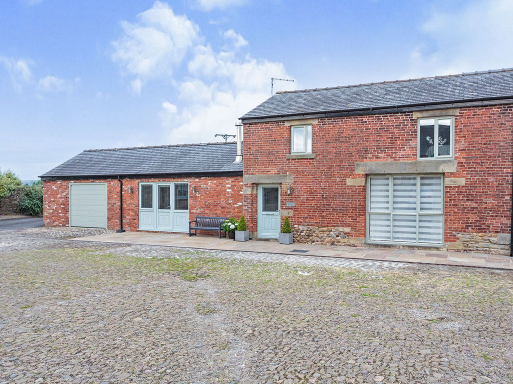 3 bed detached house for sale in Roe Barns, Catterall Lane, Catterall