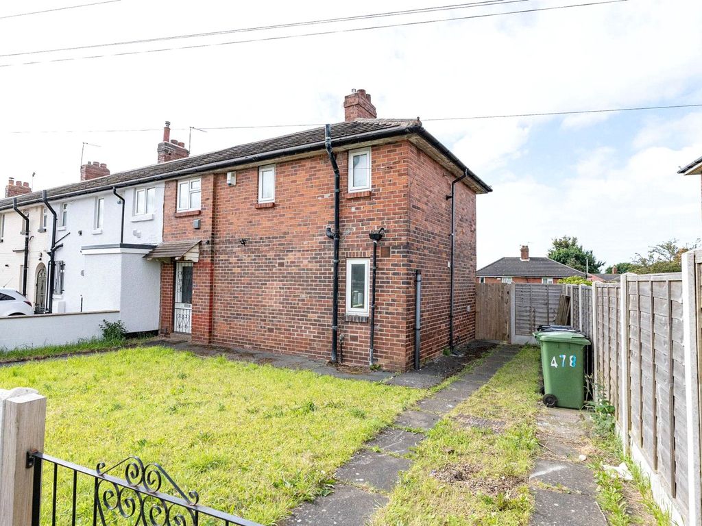 3 bed terraced house for sale in York Road, Leeds, West Yorkshire LS9