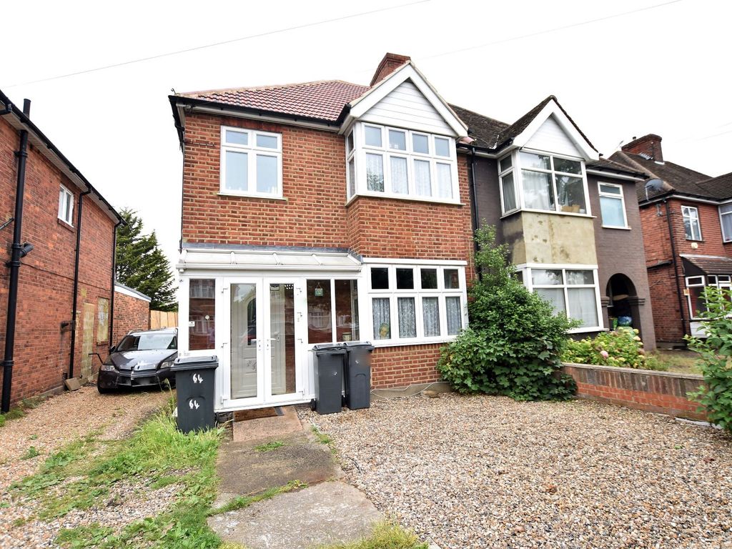 3 bed semidetached house for sale in Harlington Road East, Feltham