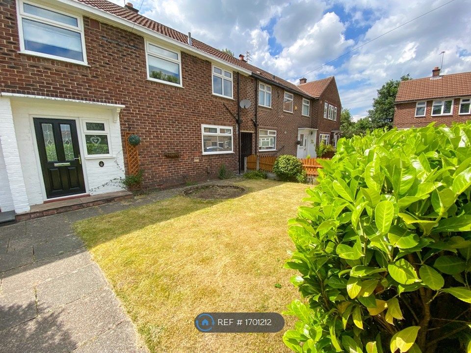 3 bed terraced house to rent in Exmouth Road, Sale M33 Zoopla