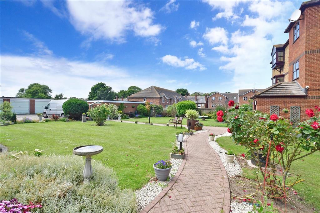 2 bed flat for sale in Canterbury Road, WestgateOnSea, Kent CT8 Zoopla