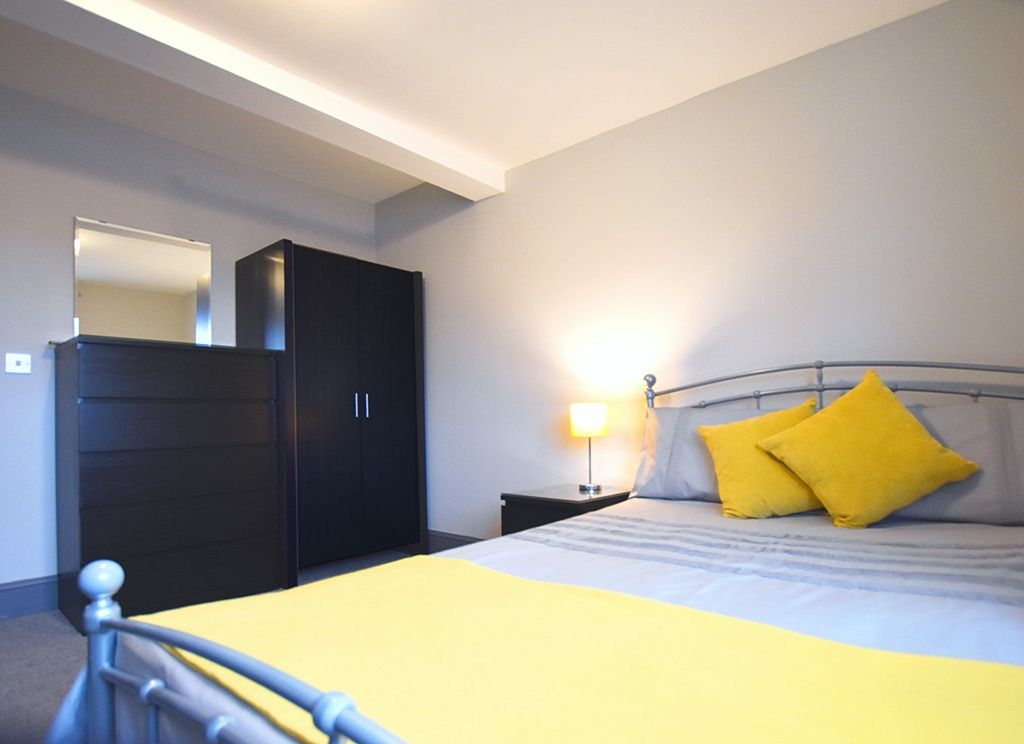 Room to rent in Herbert Road, Nottingham NG5 Zoopla