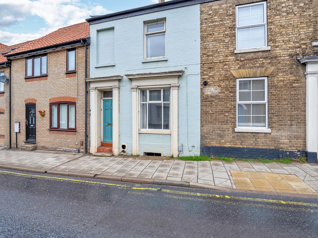 3 bed terraced house for sale in Out Westgate, Bury St. Edmunds IP33, £