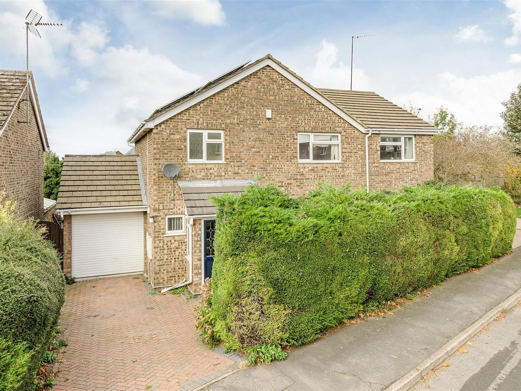 4 bed detached house for sale in Muirfield Road, Wellingborough NN8