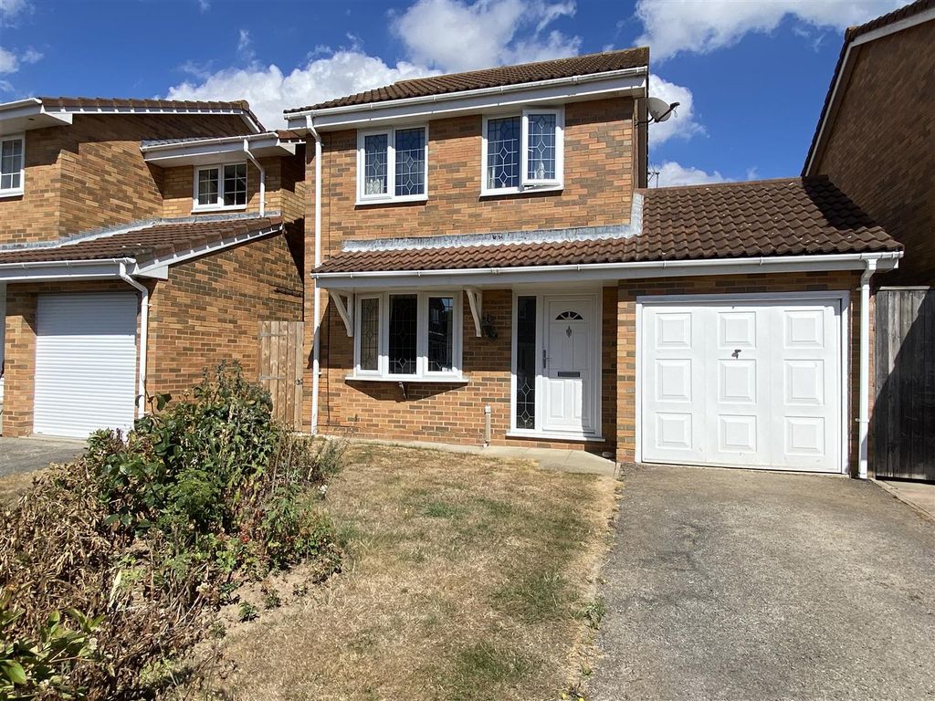 3 bed detached house for sale in Blake Avenue, Shotley Gate, Ipswich