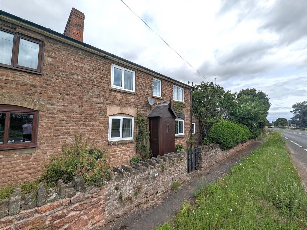 2 bed semidetached house for sale in Bridstow, RossOnWye HR9 Zoopla