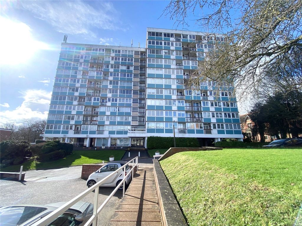 2 bed flat for sale in Kenilworth Court, Coventry, West Midlands CV3, £