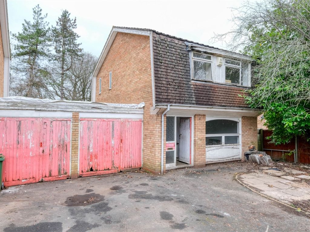 3 bed detached house for sale in Berrington Close, Ipsley, Redditch B98