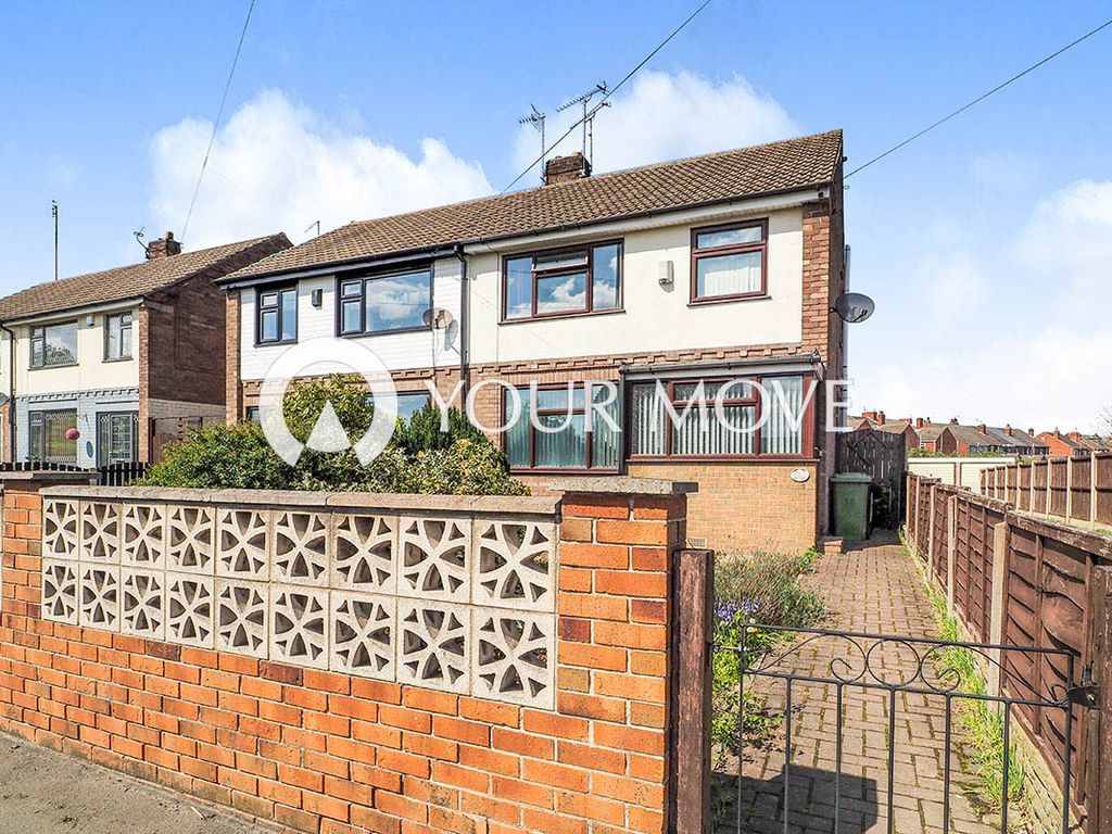 3 bed semidetached house for sale in Stockingate, South Kirkby