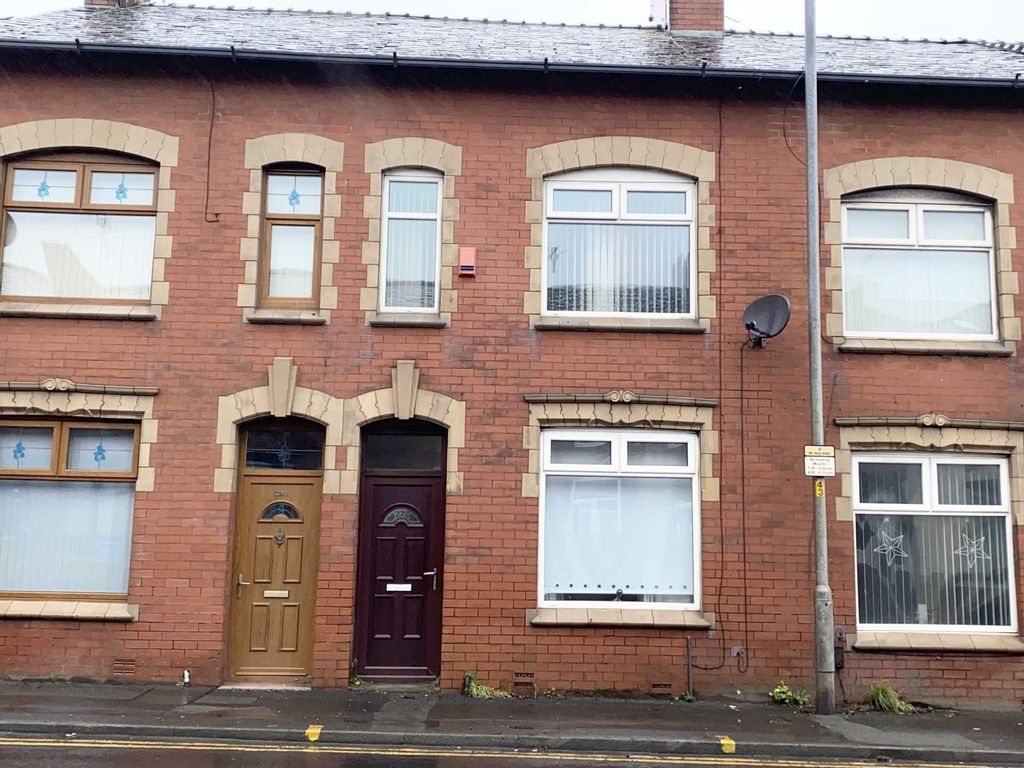 2 bed terraced house for sale in Oldham Road, Royton OL2, £130,000 Zoopla