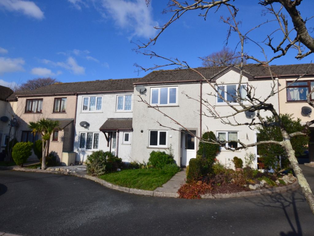 2 bed terraced house to rent in Cherry Tree Close, Bodmin PL31, £800